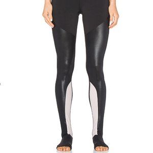 Splits59  Tendu Grip Performance Stirrup Leggings